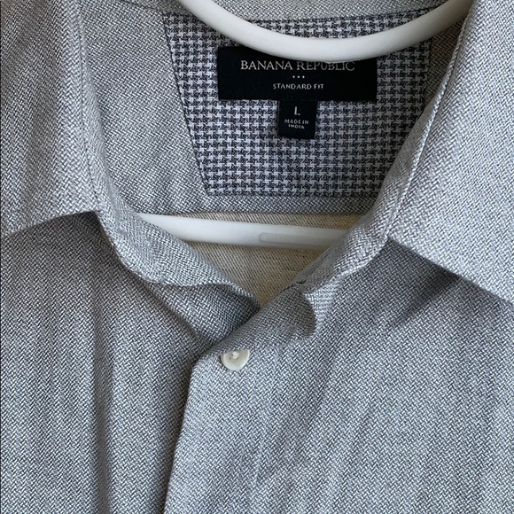 BR Men’s causal button down - Picture 2 of 4